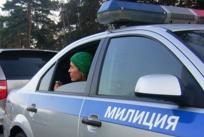 Редкие снимки: Викторию Боню задержали сотрудники ГИБДД