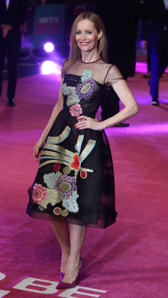 Актриса Лесли Манн в изысканном платье в Лондоне