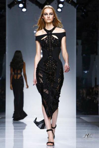 Новые тенденции от дома моды Versace