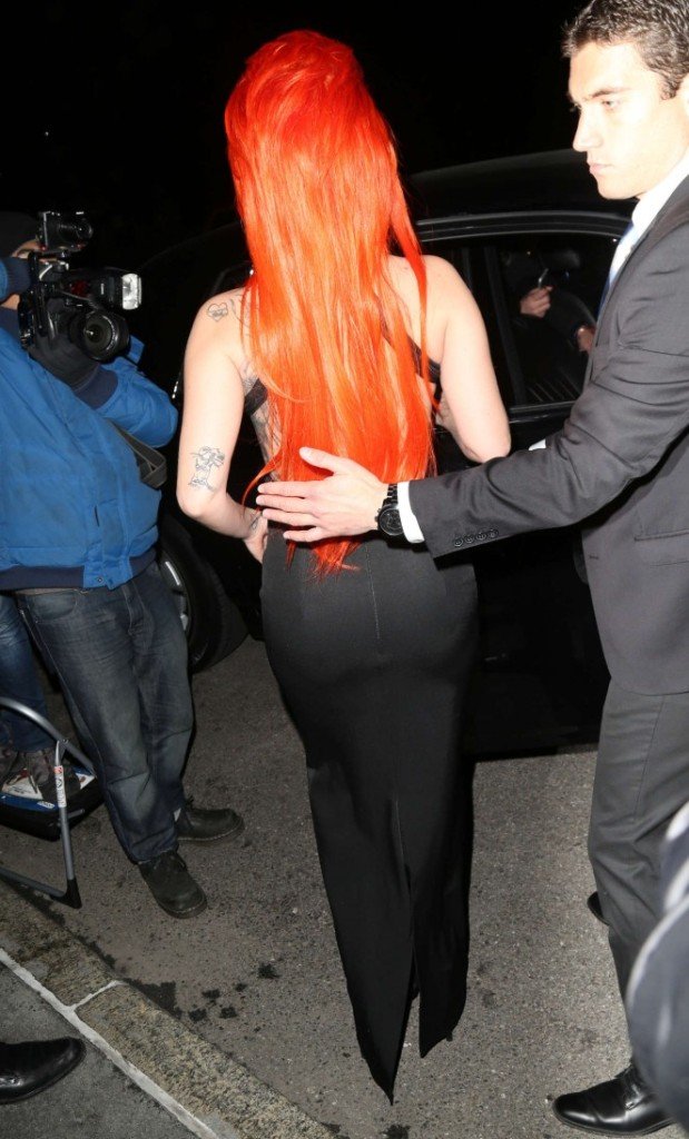 Леди Гага кардинально сменила цвет волос