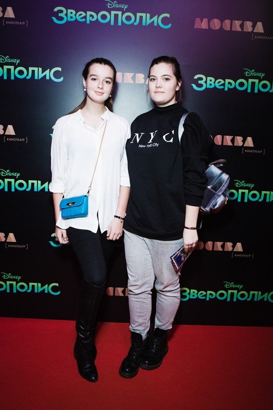 Российские звезды посетили премьеру фильма "Зверополис" в Москве