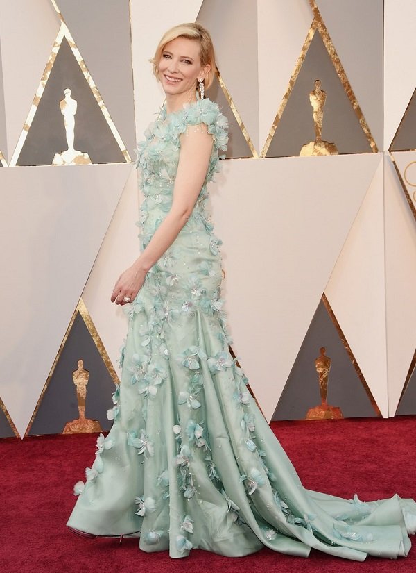 Роскошная Кейт Бланшетт на красной дорожке "Оскар-2016"