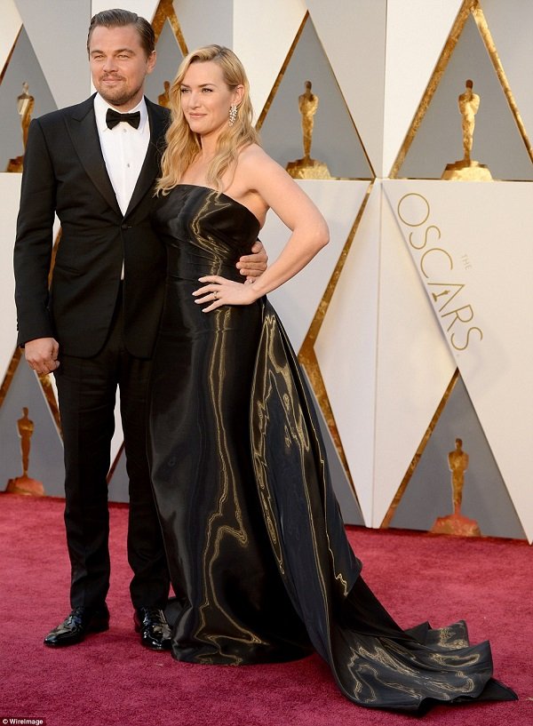 Модные критики определили худшее платье «красной дорожки» на церемонии  вручения «Оскара»