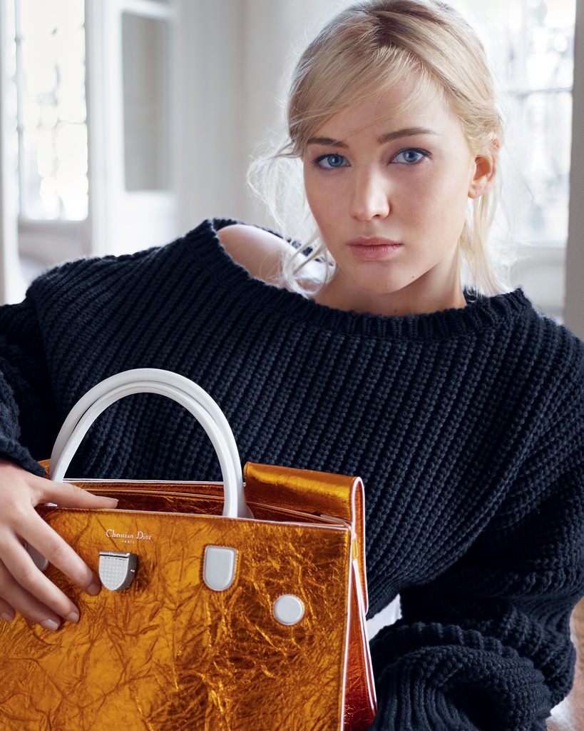 Дженнифер Лоуренс рекламирует сумки от Dior