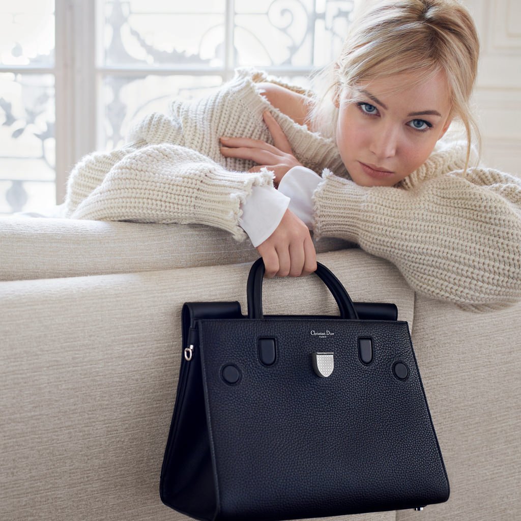 Дженнифер Лоуренс рекламирует сумки от Dior