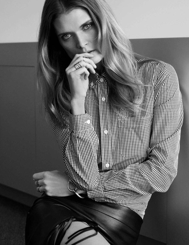 Малгосия Бела снялась в кавер-стори для испанского Vogue