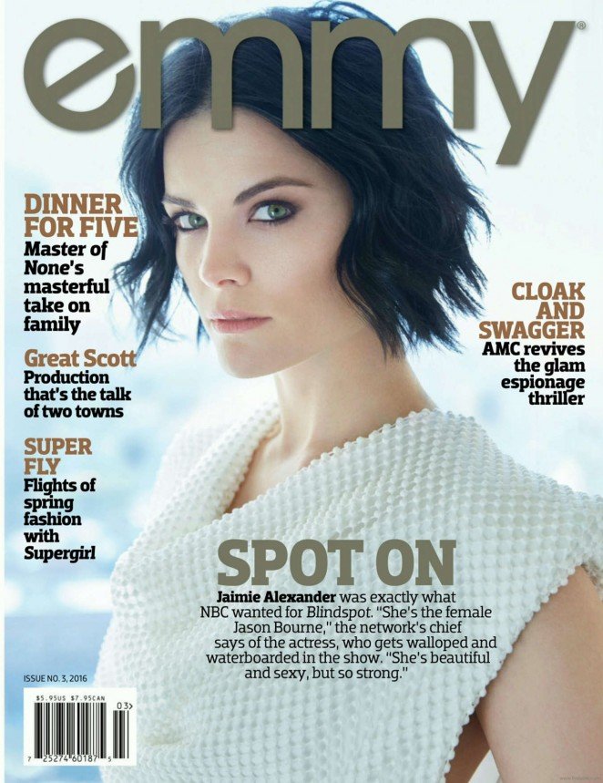 Элегантная Джейми Александер позирует для Emmy Magazine