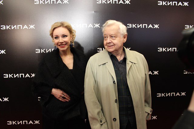 Российские звезды посетили премьеру фильма «Экипаж»