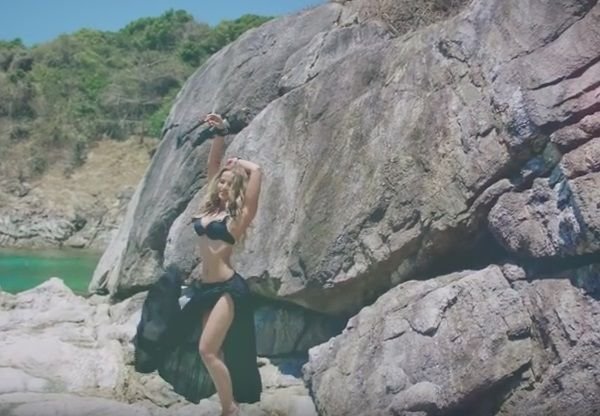 Группа YES17 представили горячий клип на песню «Мама»