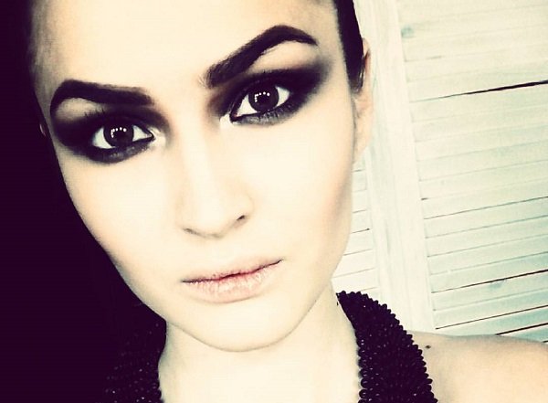 19-летняя Лиана Зубаирова из Уфы стала звездой показа Chanel