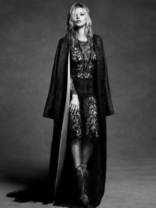 Кейт Мосс стала лицом коллекции Alberta Ferretti осень-зима 2016
