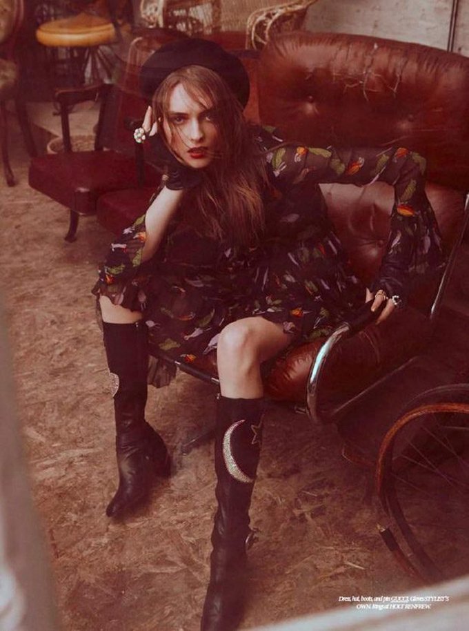 Дага Зиобер в необыкновенной винтажной фотосессии для Dress To Kill