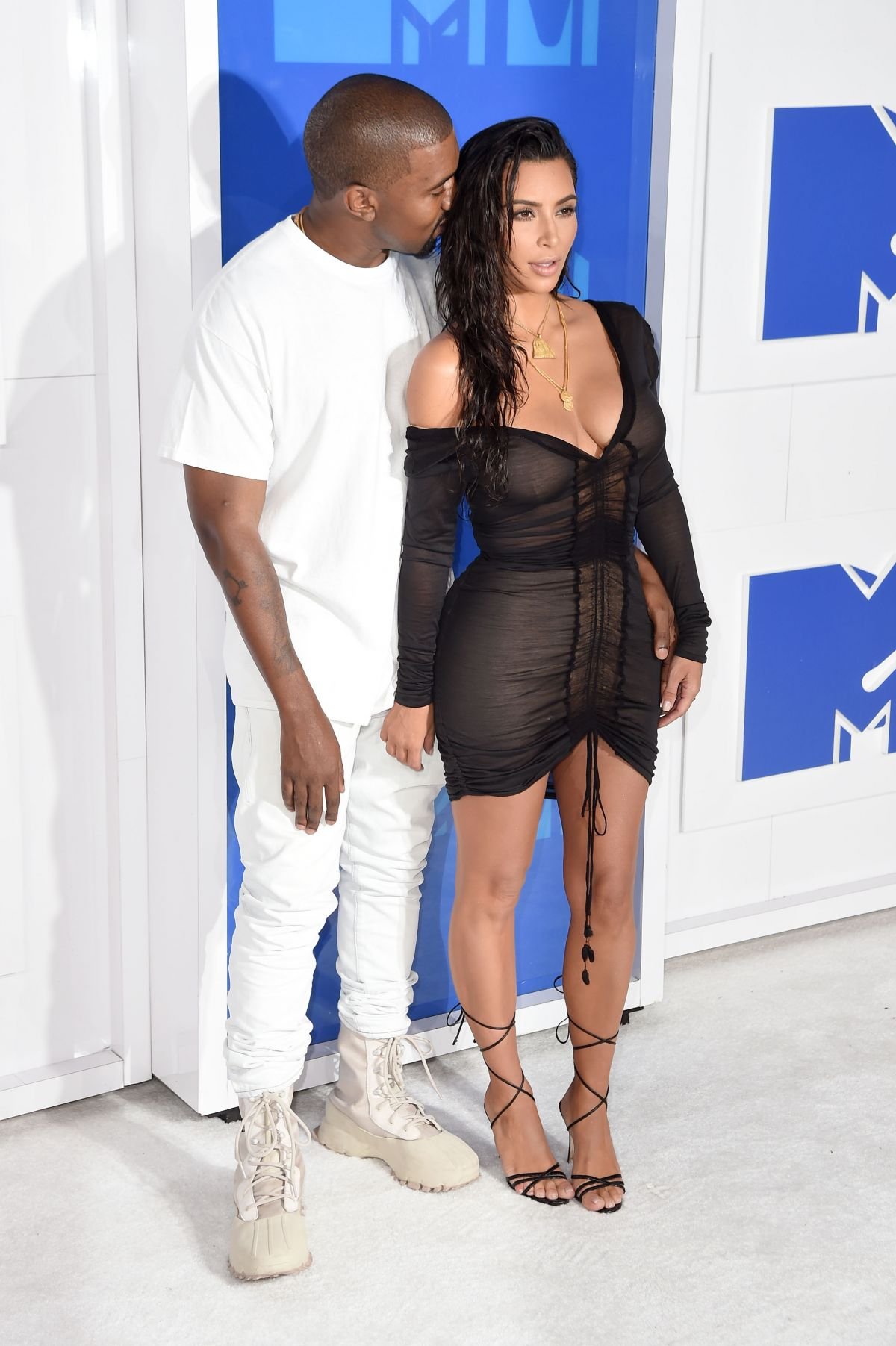 Ким Кардашьян выбрала очень откровенный наряд для MTV Video Music Awards 2016