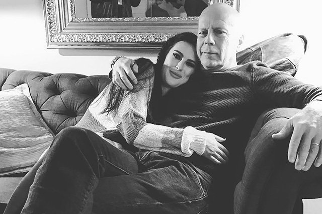 Дочь Брюса Уиллиса выложила в блог трогательное фото с отцом