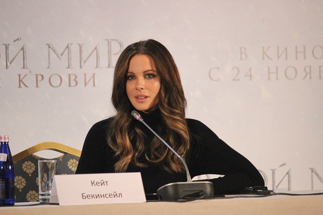 Голливудская звезда Кейт Бекинсейл представила свой новый фильм в Москве