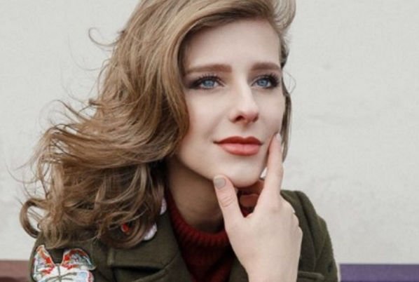 Лиза Арзамасова не поддерживает связь с актерами из сериала "Папины дочки"