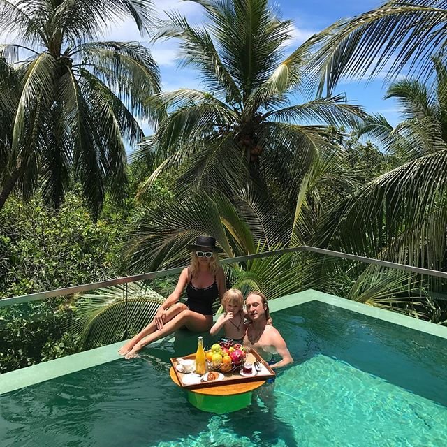 Яна Рудковская обновила блог снимками с отдыха на Мальдивах