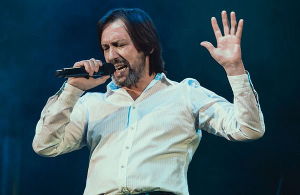 Николай Носков вынужден отменить концерты из-за болезни
