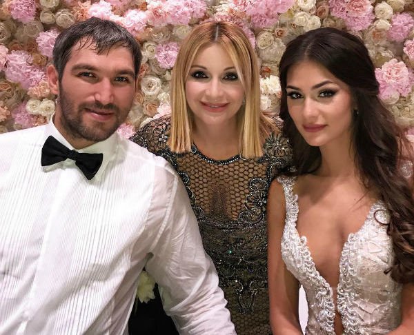 Александр Овечкин и Настасья Шубская закатили грандиозную свадьбу