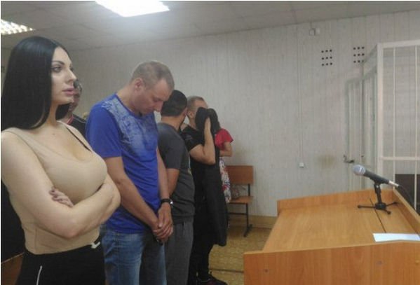 Участницу "Дома-2" Анастасию Полетаеву обвинили в незаконном получении крупной суммы денег