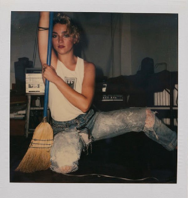 В Интернете опубликованы архивные фото юной Мадонны