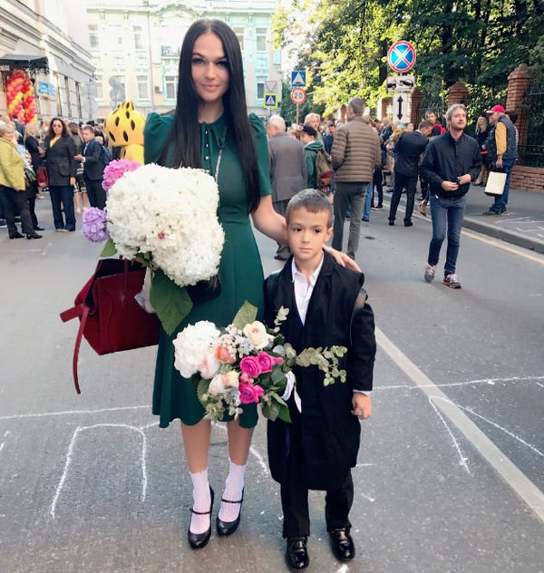 Алена Водонаева призналась в ненависти к школе
