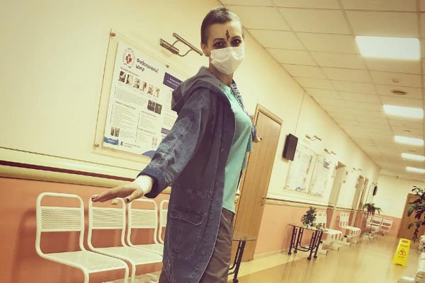 Онкобольная Лама Сафонова со всей ответственностью выбирает врача