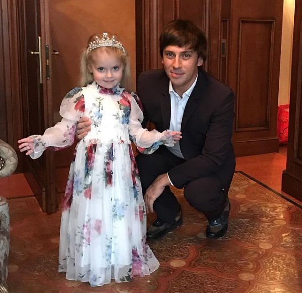 Максим Галкин показал трогательное фото дочери