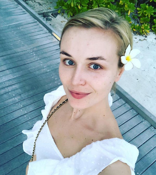 Полина Гагарина показала первый снимок своей дочери