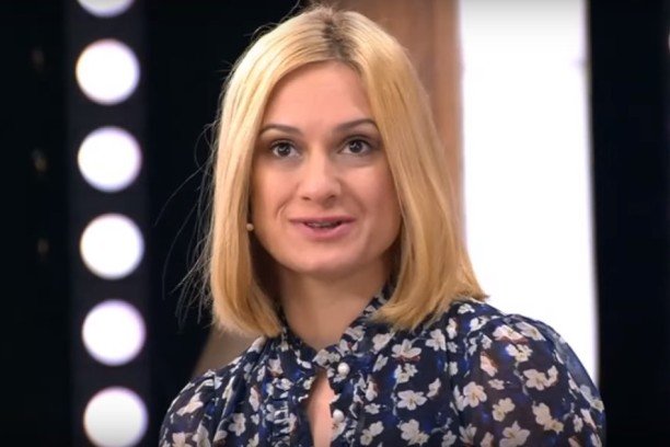 Карина Мишулина уволена из театра
