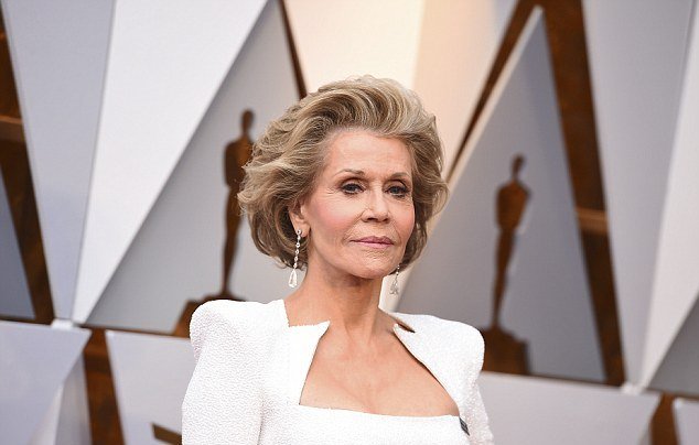 80-летняя Джейн Фонда на красной дорожке «Оскар-2018»