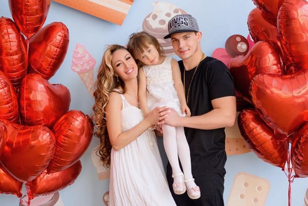 Беременная Алена Ашмарина и Илья Григоренко смогли уладить возникшие проблемы