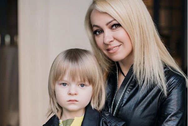 Яну Рудковскую жестко раскритиковали за неправильное воспитание младшего сына