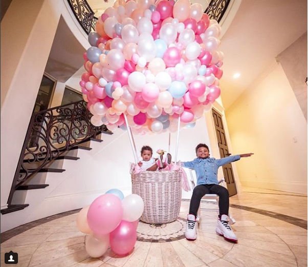 Сиара и Рассел Уилсон организовали роскошный праздник на первое день рождения дочери