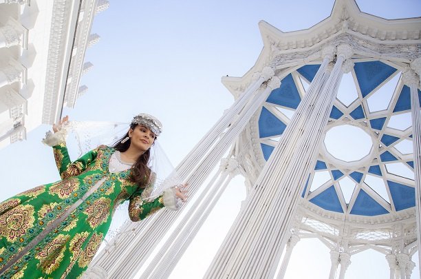 Зарина Кинг покорила Лондон узбекской красотой