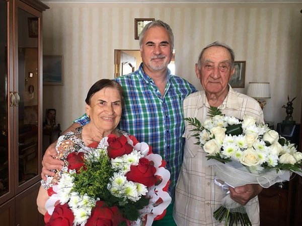 Валерий Меладзе впервые опубликовал фотографию своих родителей