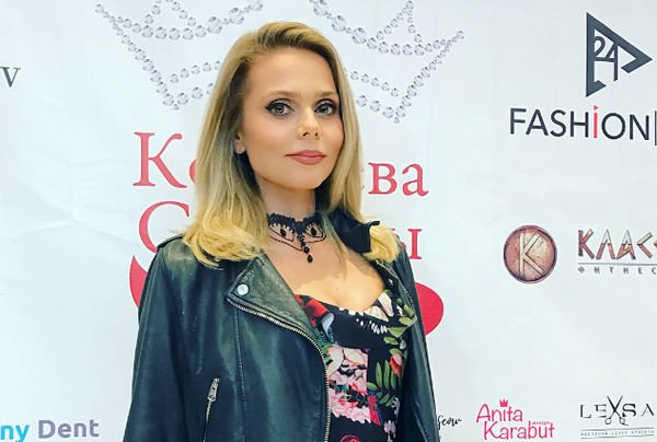 Ксения Новикова находится на грани развода после ухода мужа к экс-супруге
