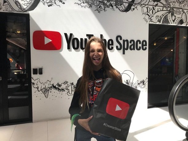 Лиза Анохина и Саша Айс "захватили" штаб-квартиру YouTube