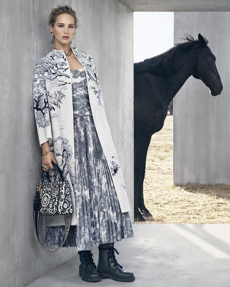 Дженнифер Лоуренс снялась в невероятной мексиканской фотосессии для Dior
