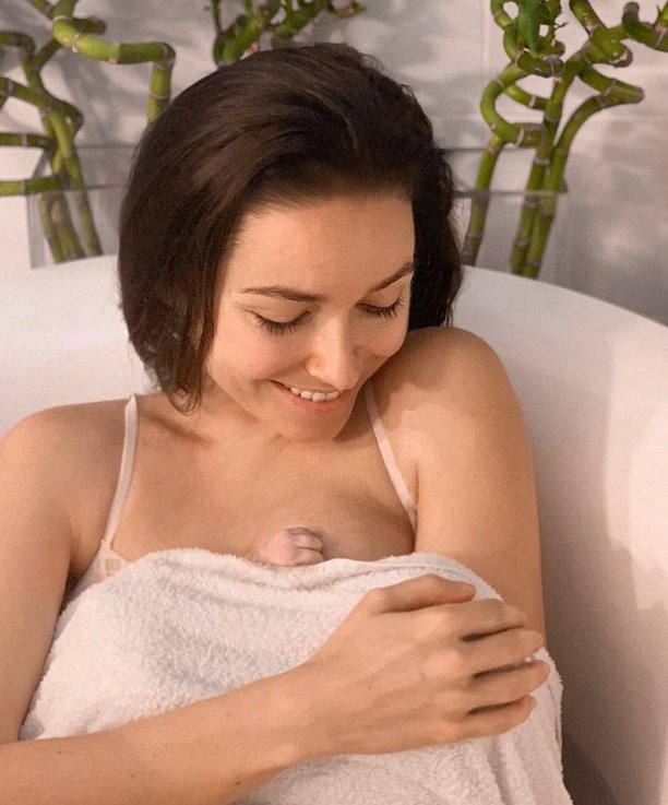 Опубликовав первые фото после родов, Ирена Понарошку раскрыла пол второго ребенка