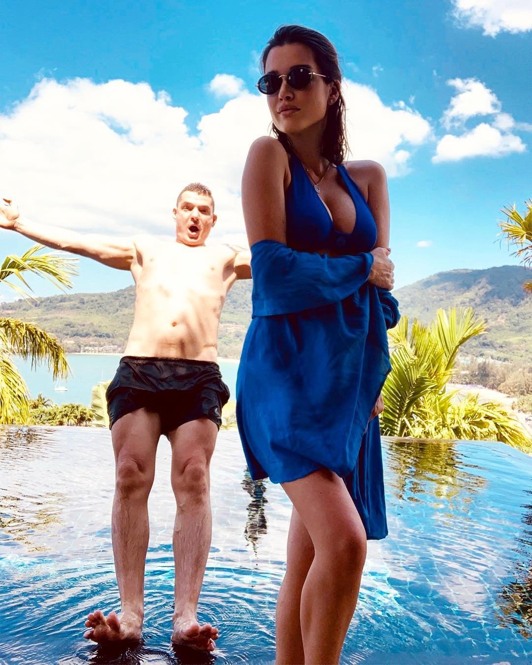 Ксения Бородина восхитила фото огромной груди на отдыхе с мужем Курбаном