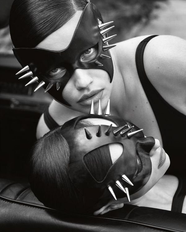 Ирина Шейк и Адриана Лима снялись для обложки Vogue