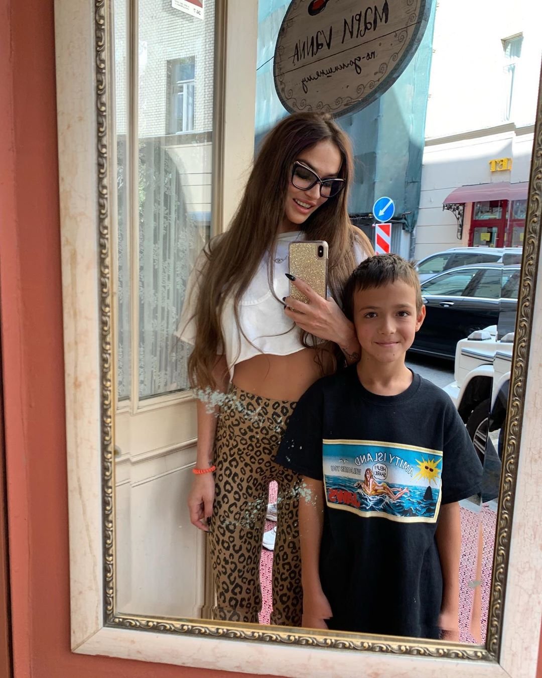Алёна Водонаева перевела сына Богдана на домашнее обучение