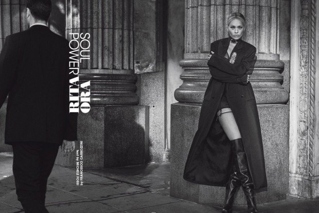 Рита Ора приняла участие в черно-белом фотосете для L’Uomo Vogue