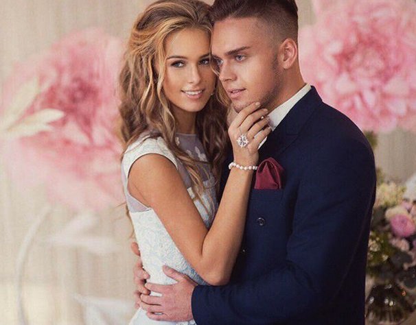 Анастасия Текунова представила свадебную фотосессию с Романом Миллером