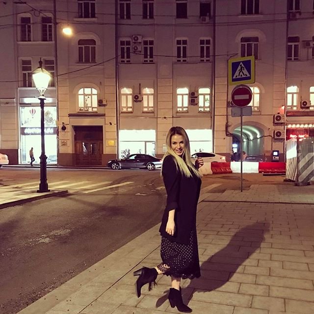 Анна Семенович выложила фото из метро и рассказала о своём отношении к теракту в Санкт-Петербурге