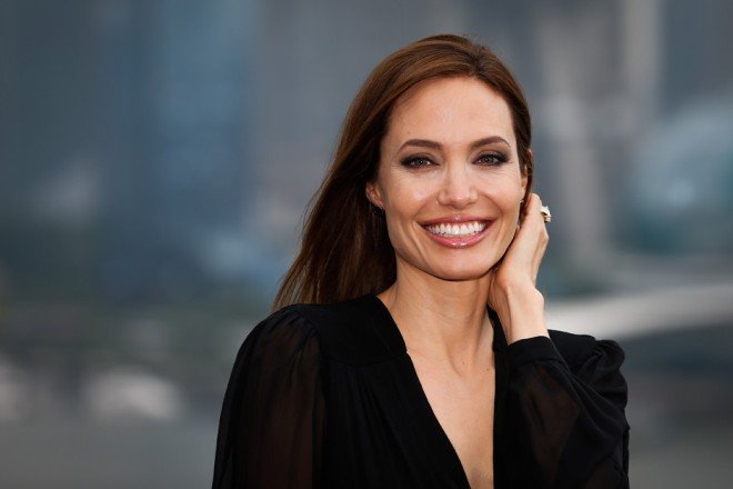 Анджелина Джоли невероятно помолодела