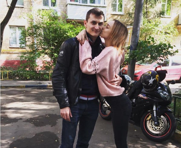 Диана Шурыгина публикует милые фото с женихом