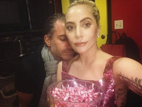 Леди Гага впервые поделилась совместным снимком с новым бойфрендом