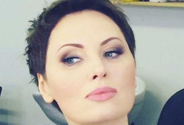 Елена Ксенофонтова рассказала об изменах бывшего мужа